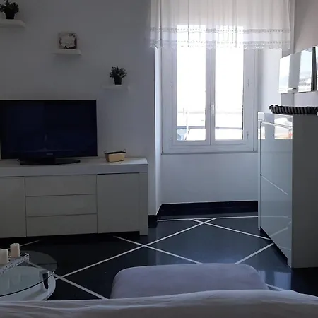 Cruise Terminal Casa Dallo Zio 150 Mq Apartment Genua